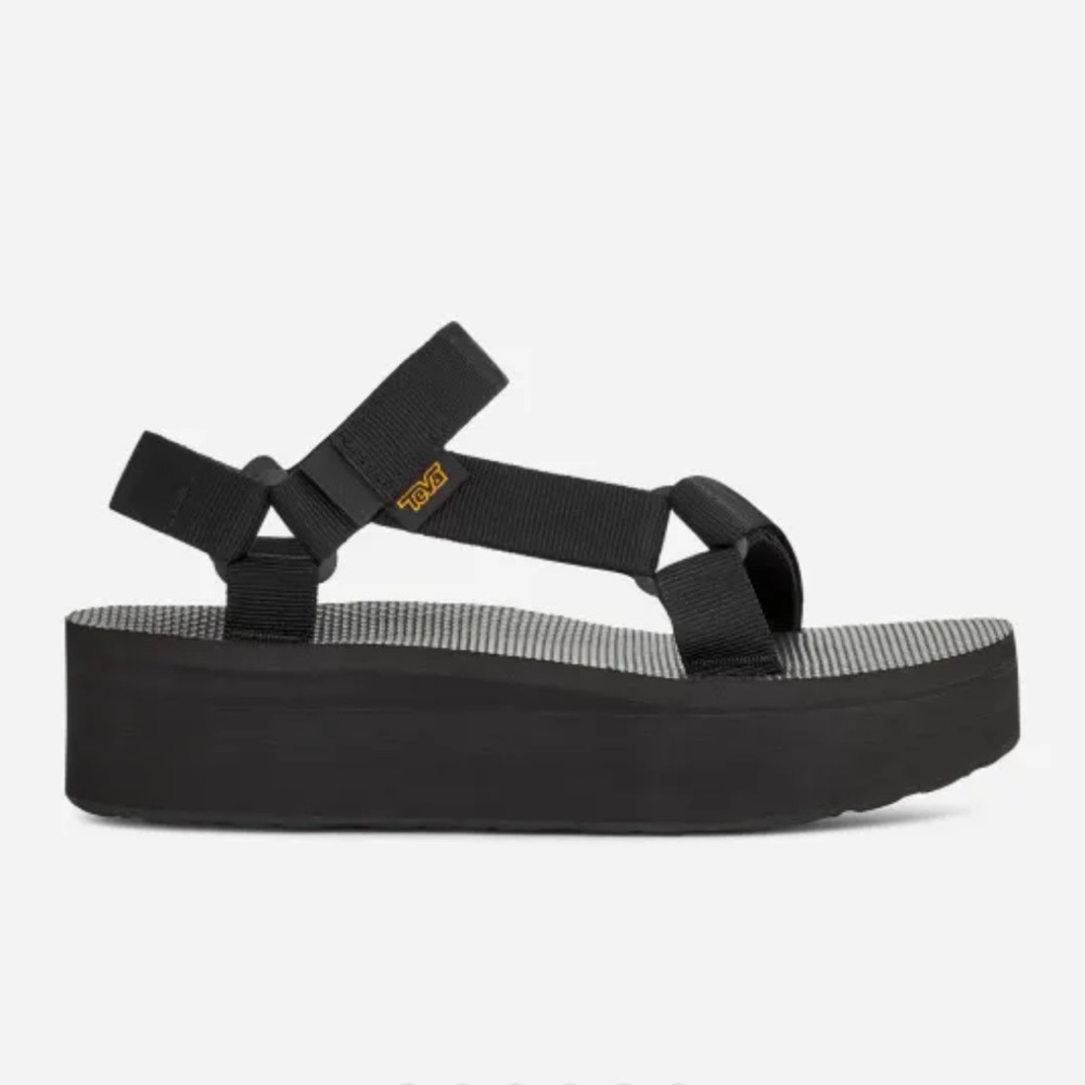 Teva’s Plantform Sandal - Black Size 7 - 1.75” heel
